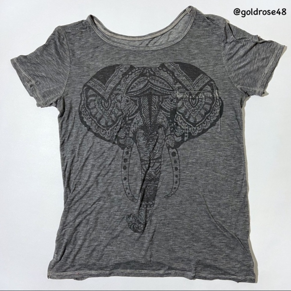 Well Worn Los Angeles elephant graphic short sleeve dark gray tee